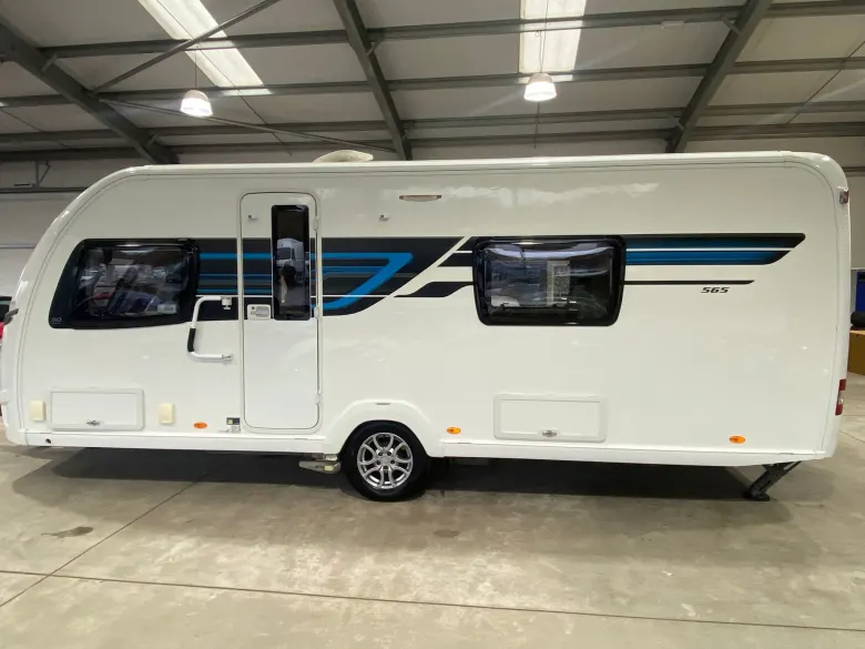 2015 Sterling Continental 565 4-Berth Caravan