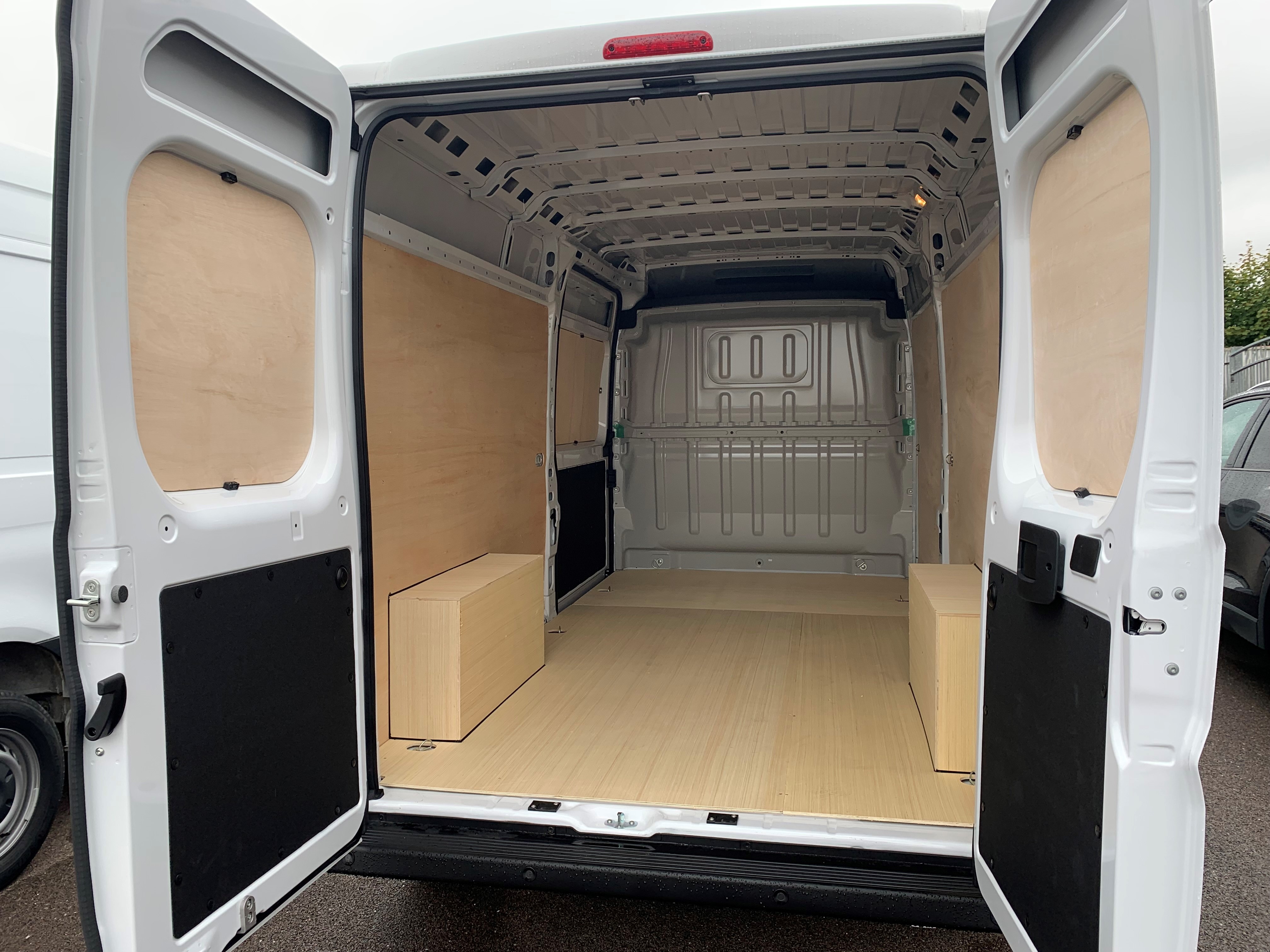 Large Van Hire 2